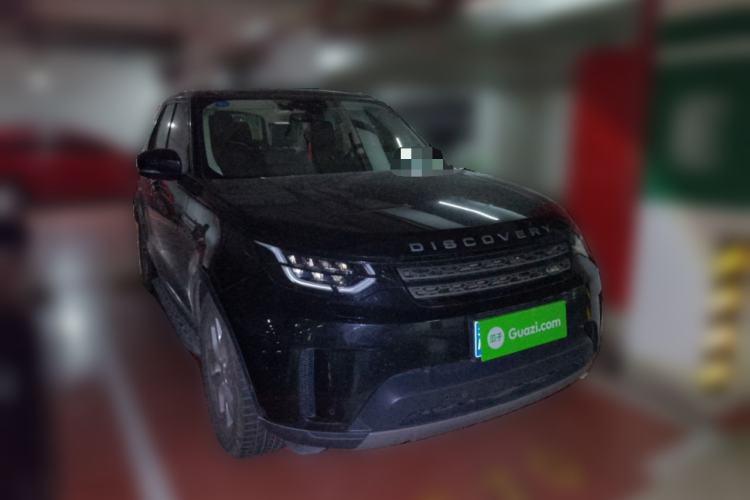 Used Land Rover Discovery 2018 3.0 SC V6 SE Front Right 45 Deg
