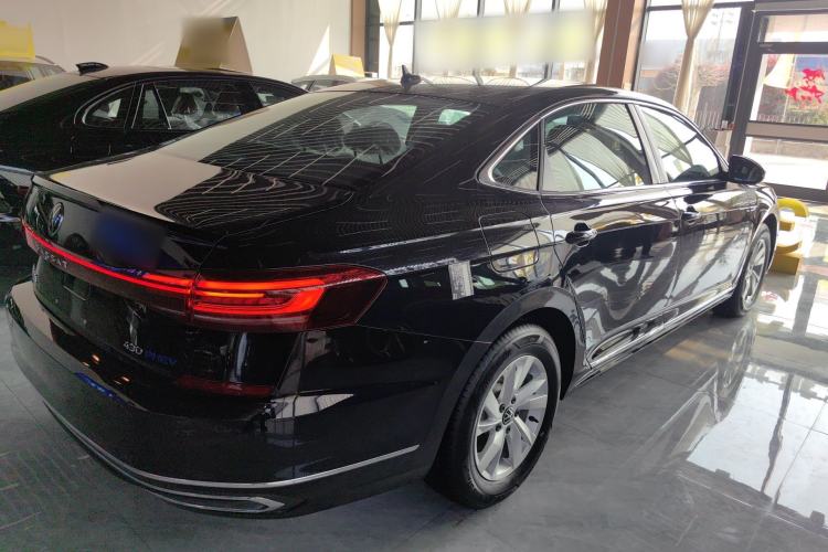 Used Volkswagen Passat New Energy 2025 430 PHEV Hybrid Business Edition Rear Right 45 Deg