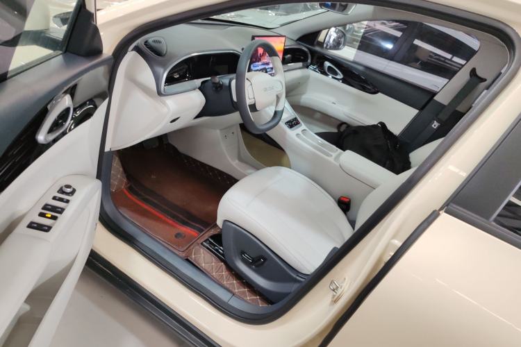 Used Geely Galaxy Geome 2025 UP 410km Exploration Edition Driver Seat