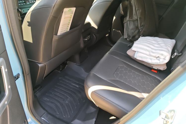 Used 212 T01 2025 2.0T Changfeng Left Rear Seat