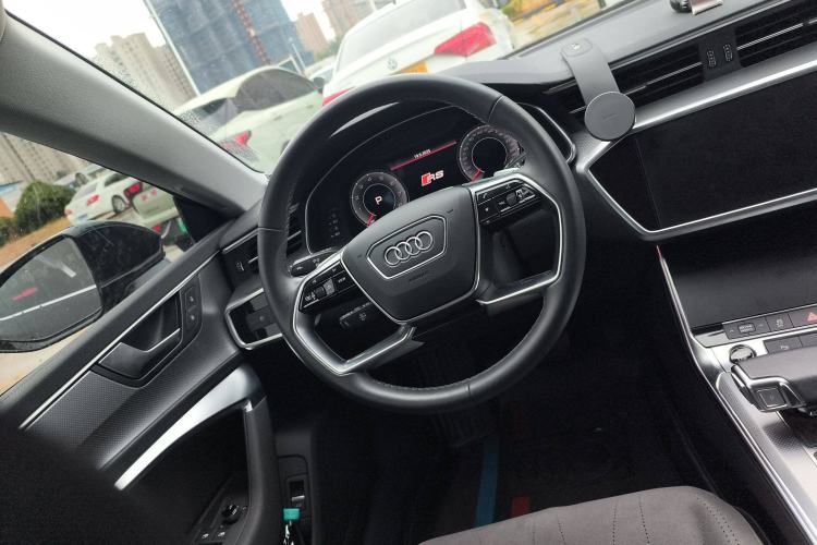 Used Audi A7L 2024 45TFSI quattro S-line Visionary Edition Flow Crystal Package