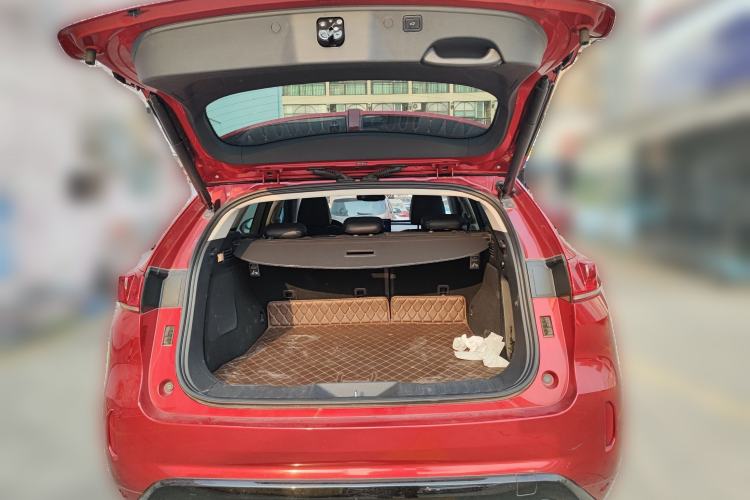 Used Wey VV7 2017 2.0T Flagship Model Trunk