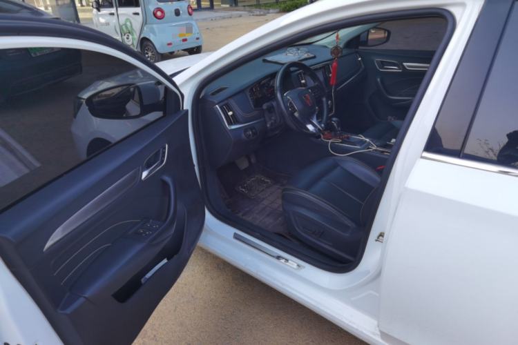 Used Roewe i6 2017 20T Automatic Flagship Edition
