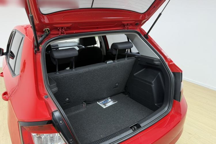 Used Skoda Fabia 2016 1.4L Automatic Car Enjoy Edition Trunk