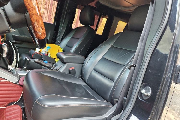 Used BAIC Off-Road BJ40 2016 40L 2.3T Automatic All-Wheel Drive Premium Edition Left Front Seat