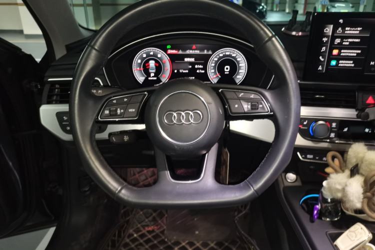 Used Audi A4L 2022 40 TFSI Fashion Dynamic Model
