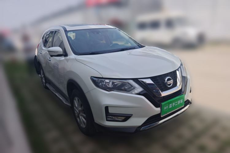 Used Nissan X-Trail 2019 2.0L CVT Comfort Edition 2WD Front Right 45 Deg