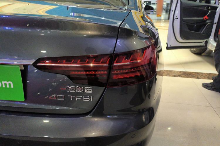 Used Audi A4L 2020 40 TFSI Luxury Dynamic Model
