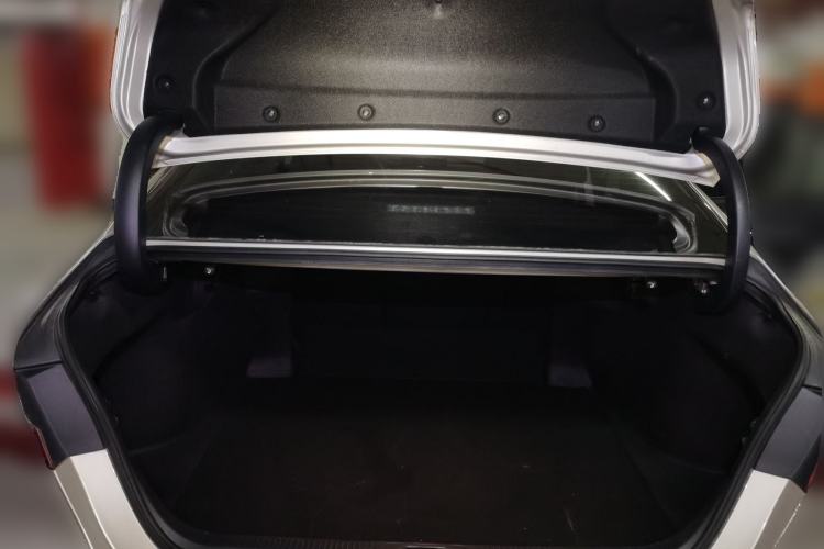 Used Toyota Camry 2021 2.0G Luxury Edition
