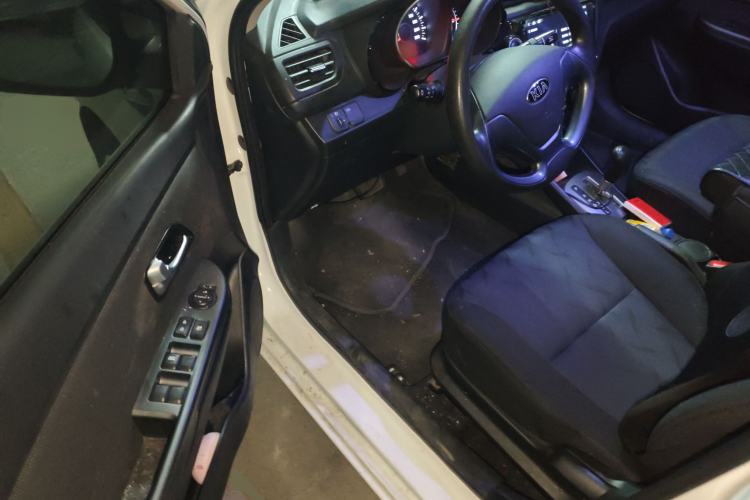 Used Kia K2 2015 Sedan 1.4L Automatic GLS