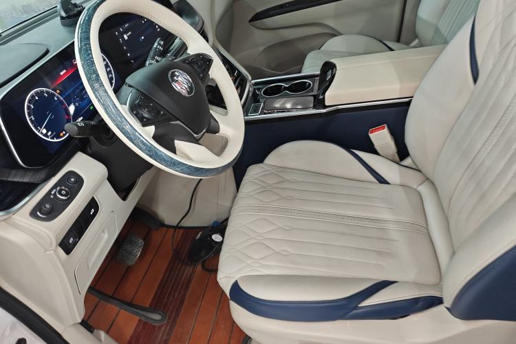 Used Buick GL8 2020 ES Land Cruiser 653T Comfort Edition
