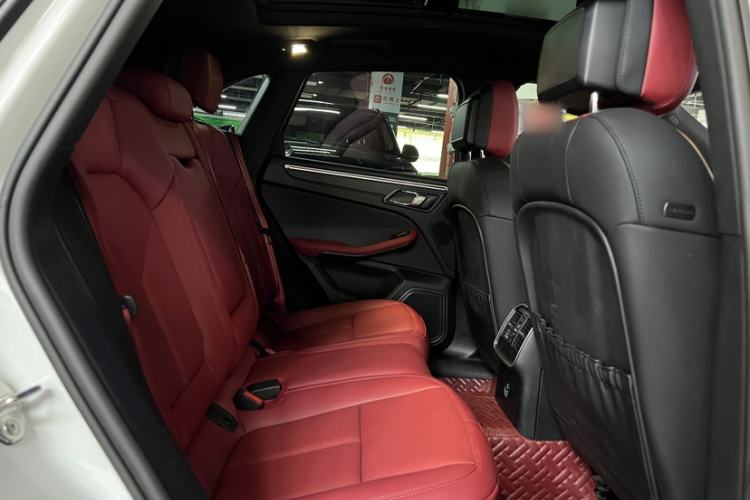 Used Porsche Macan 2022 Macan 2.0T Interior 4