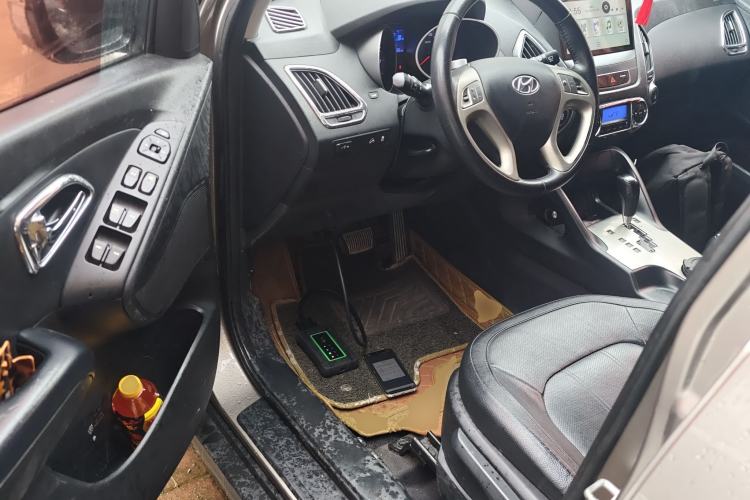 Used Hyundai ix35 2012 2.0L Automatic Two-Wheel Drive Elite Edition GLS
