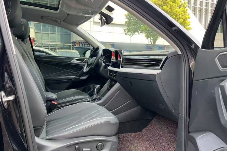 Used Volkswagen Tiguan L 2022 330TSI Automatic Two-Wheel Drive R-Line Enhanced Edition