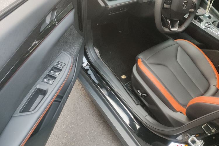 Used CHANGAN UNI-V 2023 1.5T Prestige Model Driver Seat