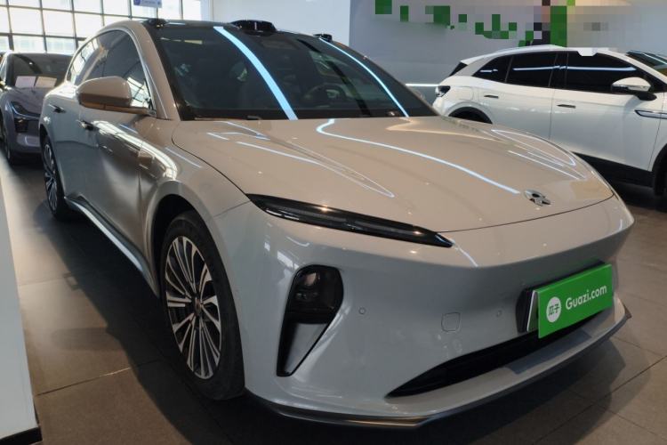 Used Nio ET5T 2023 75 kWh Touring Front Right 45 Deg