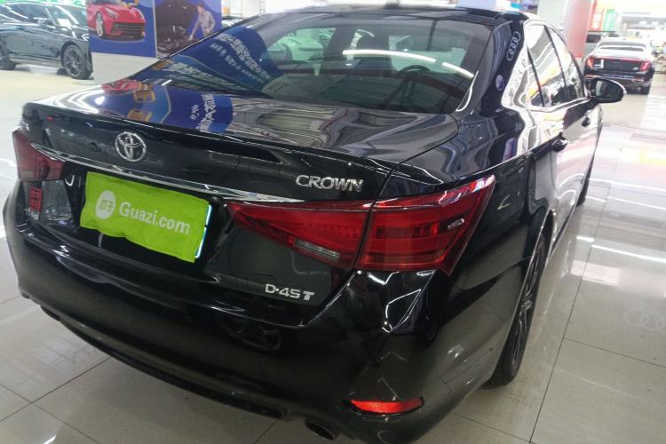 Used Toyota Crown 2018 2.0T Fashion Edition Rear Right 45 Deg