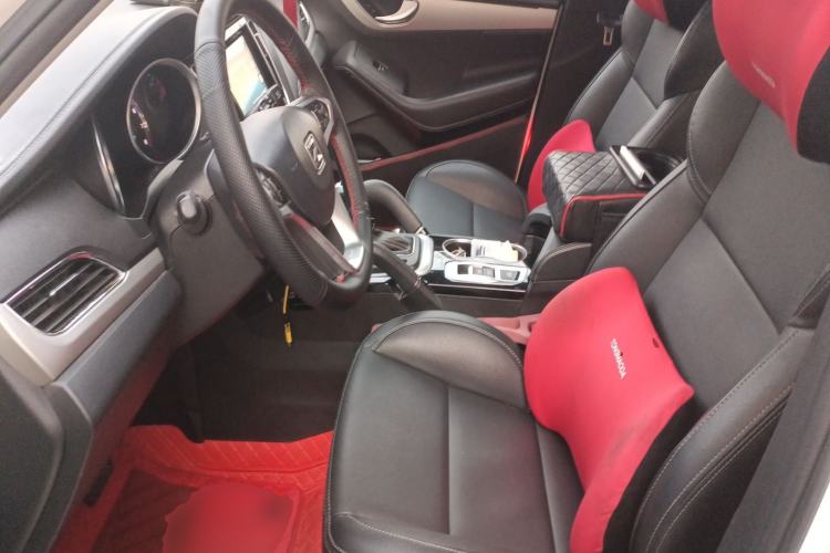 Used Zotye SR7 2016 1.5T CVT Cube Heart Edition China IV Standard