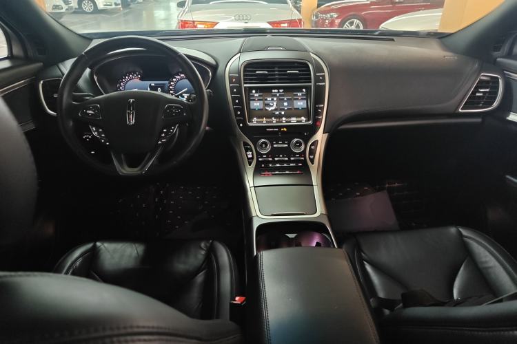 Used Lincoln MKX 2018 2.0T Two-Wheel Drive Deluxe Edition