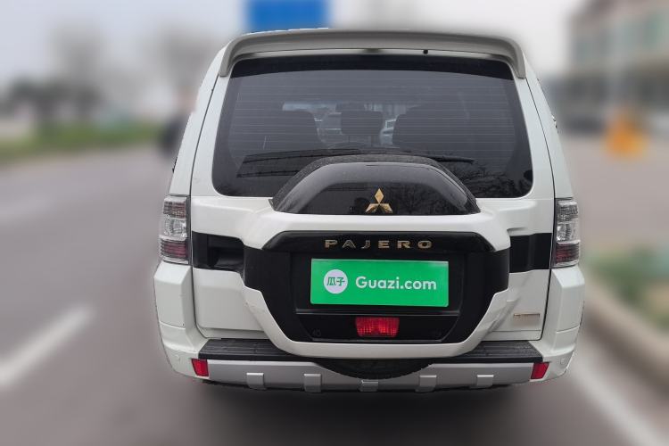 Used Mitsubishi Pajero 