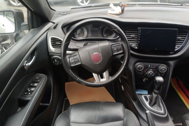 Used Fiat Viaggio 2013 1.4T Anniversary Edition
