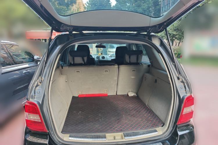 Used Mercedes-Benz M-Class 2010 ML 300 4MATIC
