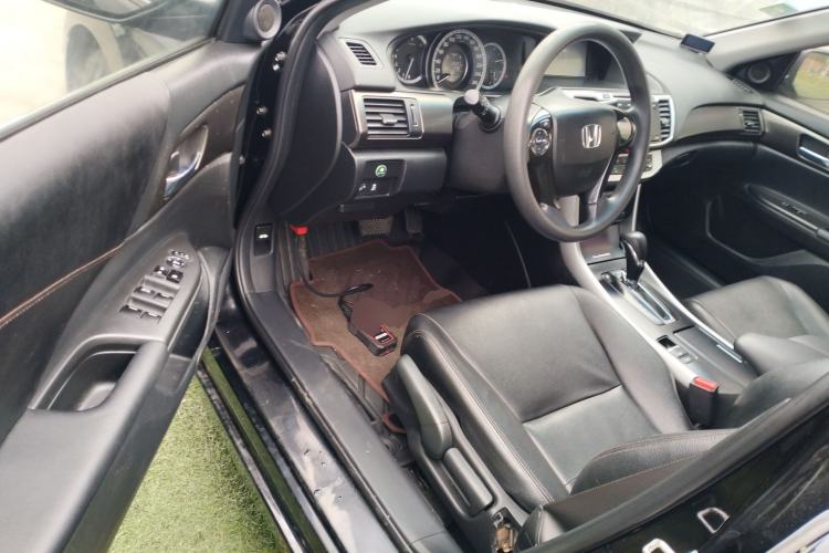 Used Honda Accord 2015 2.0L LX Comfort Edition
