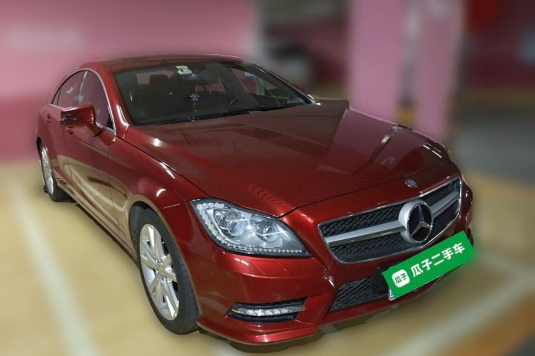 Used Mercedes-Benz CLS 2012 CLS 300 CGI Front Right 45 Deg