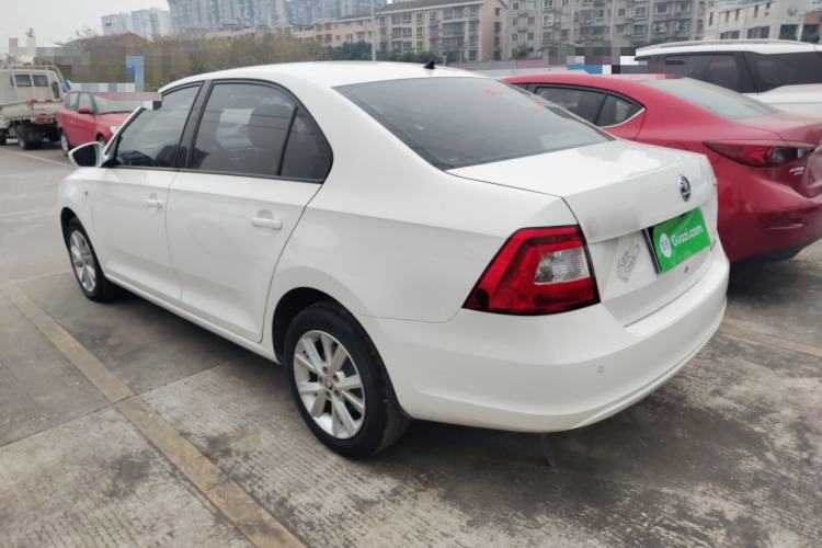 Used Skoda Rapid 2015 1.6L Manual Smart Selection Model