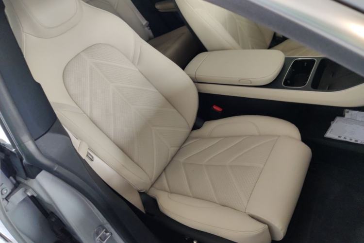 Used Nio ET5 2025 75 kWh
