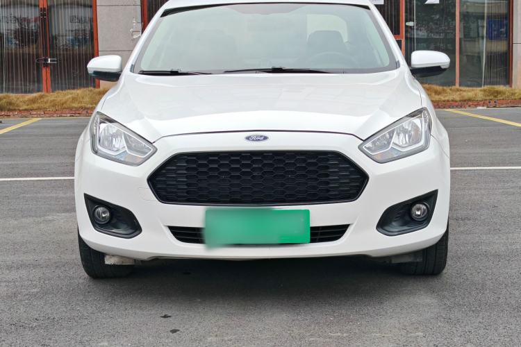 Used Ford Escort 2017 Happiness Edition 1.5L Automatic Fashion Version
