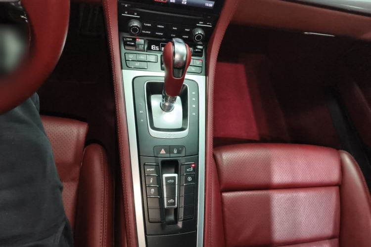 Used Porsche 718 2018 Boxster 2.0T
