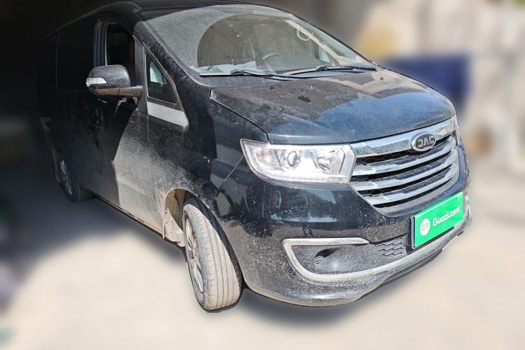 Used JAC Refine M3 2022 1.8L 7-seat Standard Edition Front Right 45 Deg