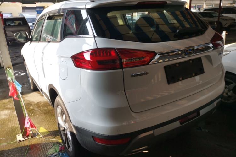 Used Geely Auto Emgrand X7 Sport 2016 2.0L Manual ZhiShang Version Rear Left 45 Deg