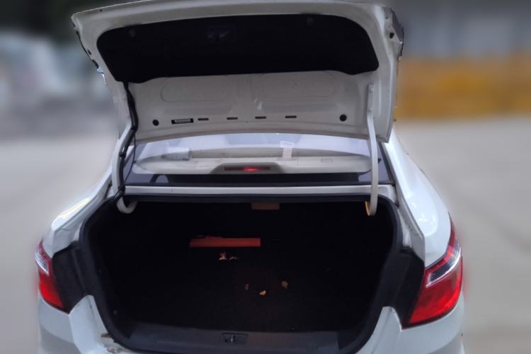 Used CHANGAN Eado 2014 1.6L Manual Luxury Model