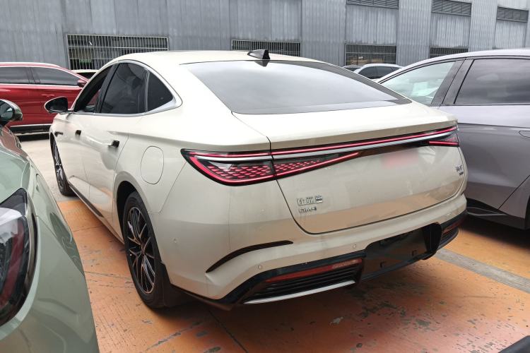 Used BYD Seal 07 DM-i 2025 Intelligent Driving Version DM-i 1.5L 125 km Prestige Edition Rear Left 45 Deg