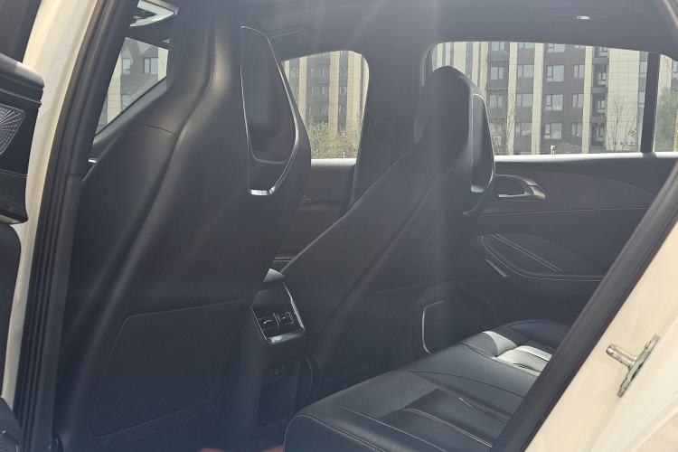 Used Hongqi H6 2024 2.0T ZhiShang Version Interior 2