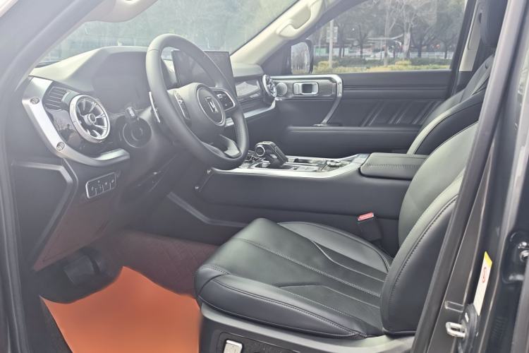 Used Tank 400 2025 2.0T Gasoline Version
