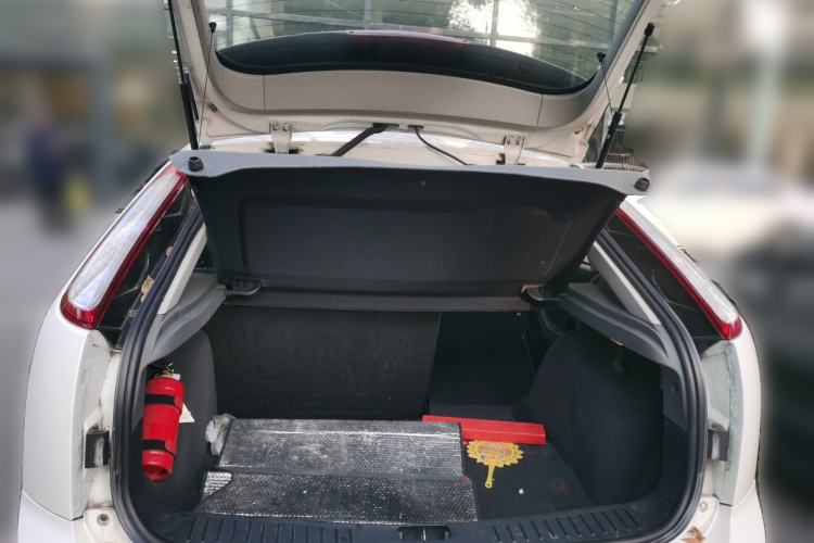 Used Ford Focus 2013 Hatchback Classic 1.8L Automatic Base Model