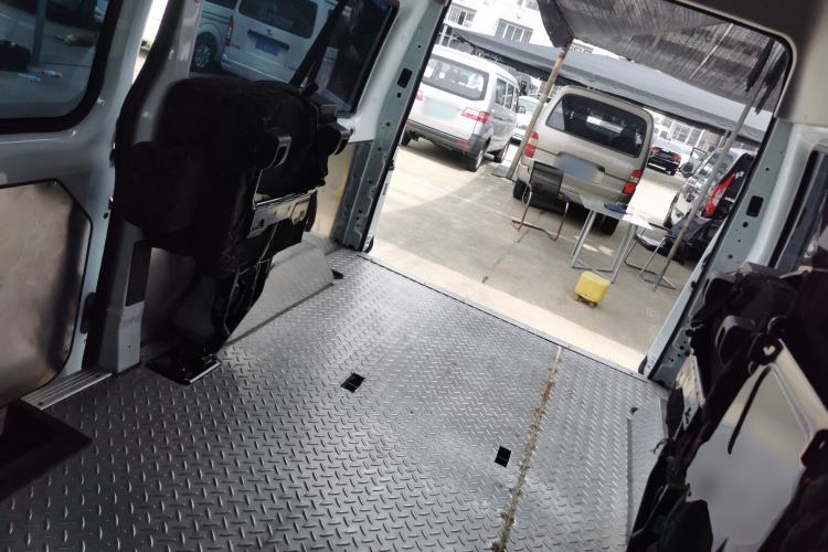 Used JMC Fushun 2023 2.0T Manual Mid-Drive Mid-Roof Commercial Multi-Purpose 7-Seater Passenger Vehicle