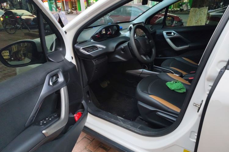 Used Peugeot 2008 2014 1.6L Automatic Trend Edition