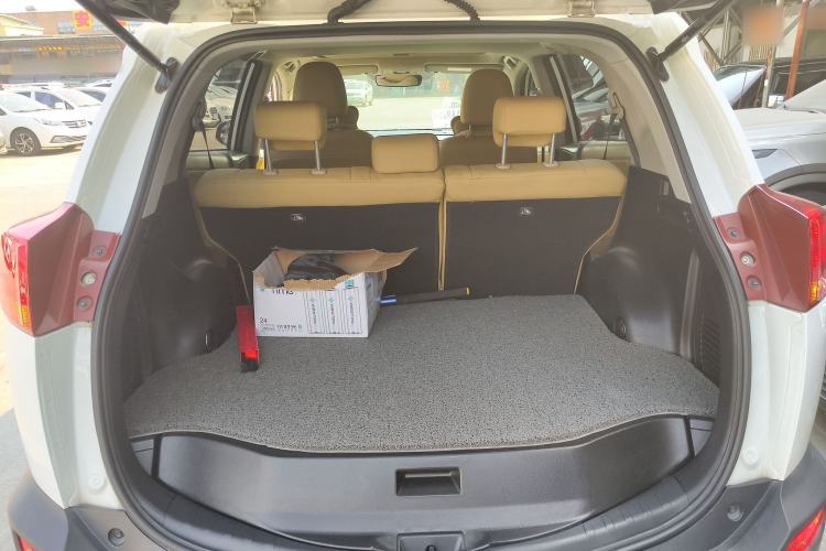 Used Toyota RAV4 2013 2.0L CVT Four-Wheel Drive Fashion Edition
