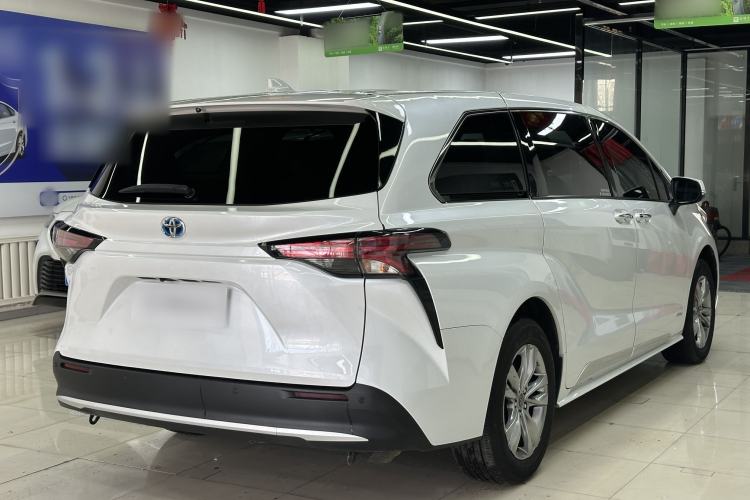 Used Toyota SIENNA 2023 2.5L Hybrid Comfort Edition Exterior 6