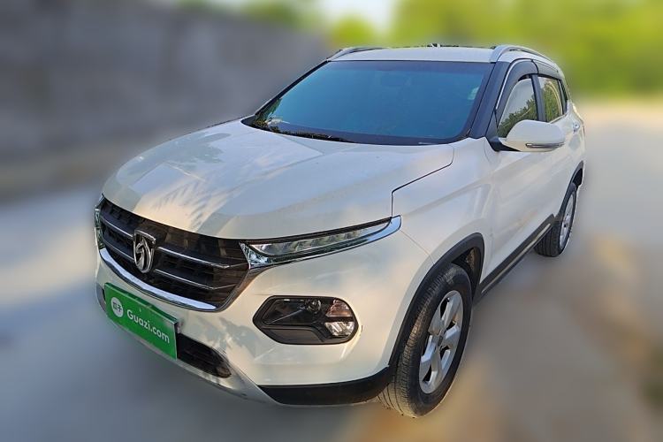 Used Baojun 510 2017 1.5L Manual Fashion Model