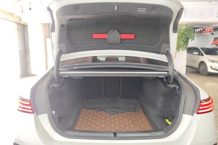 Used BMW 5 Series 2024 525i M Sport Package Trunk