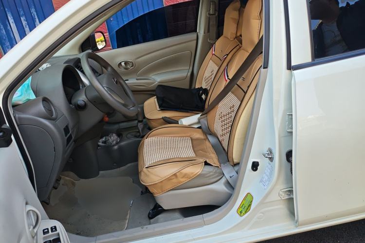 Used Nissan Sunny 2014 1.5XE Manual Comfort Edition
