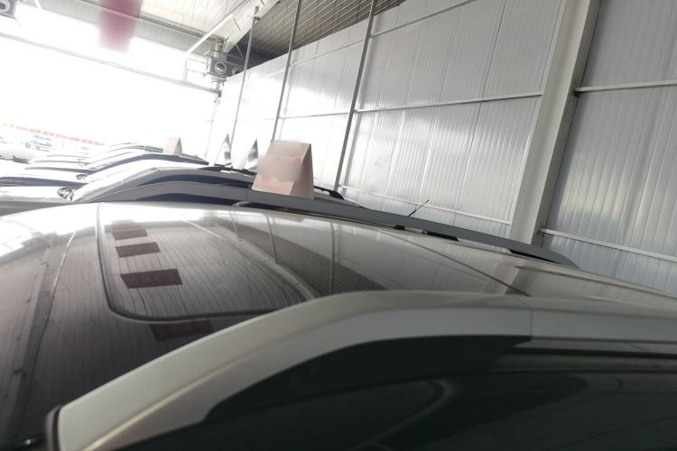 Used Dongfeng Aeolus AX7 2015 2.0L Automatic Zhiyi Trim
