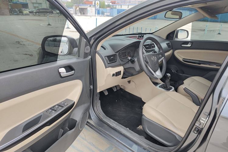 Used JAC J6 A30 2013 1.5L Manual Luxury Model China IV Standard