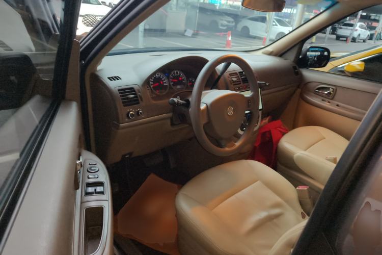 Used Buick GL8 2014 2.4L Classic Edition
