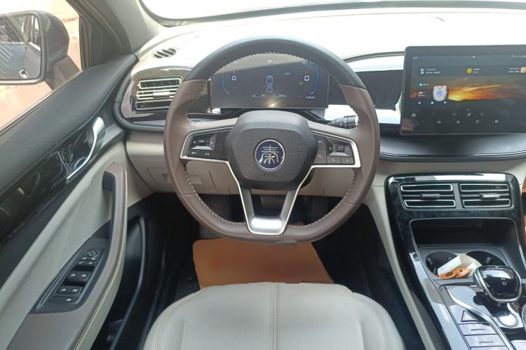 Used BYD Qin PLUS 2023 Champion Edition DM-i 55KM Leading Model